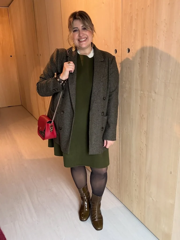 Fall Outfits For Big Busted Women 2026: Flattering and Stylish Looks for Every Occasion