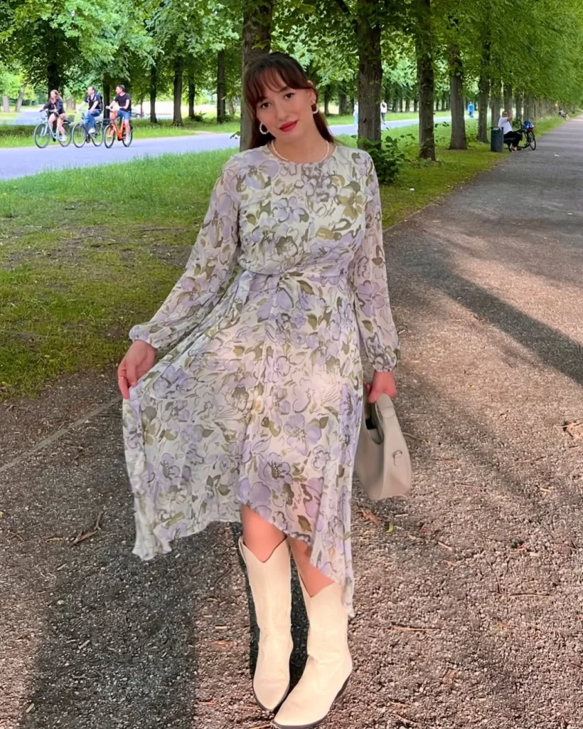 Fall Outfits With Dresses 2026: Chic and Cozy Looks to Wear This Season