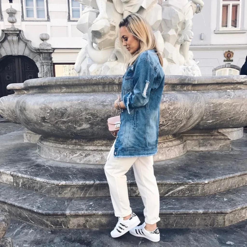 Fall Outfits With Jeans Jacket 2026: 24 Stylish Ways to Wear Denim This Season