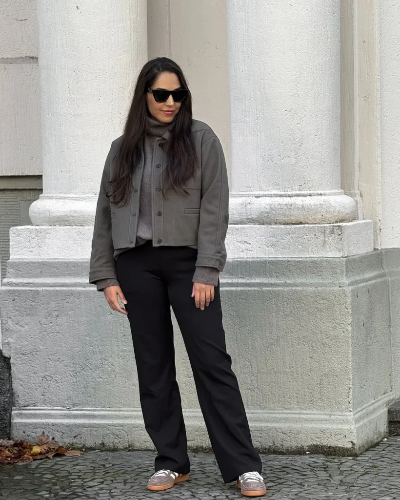 Fall Outfits With Leggings And Sneakers 2026: 25 Comfortable and Stylish Looks to Copy