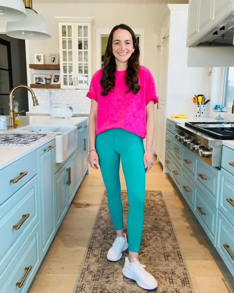 Fall Outfits With Leggings And Sneakers 2026: 25 Comfortable and Stylish Looks to Copy