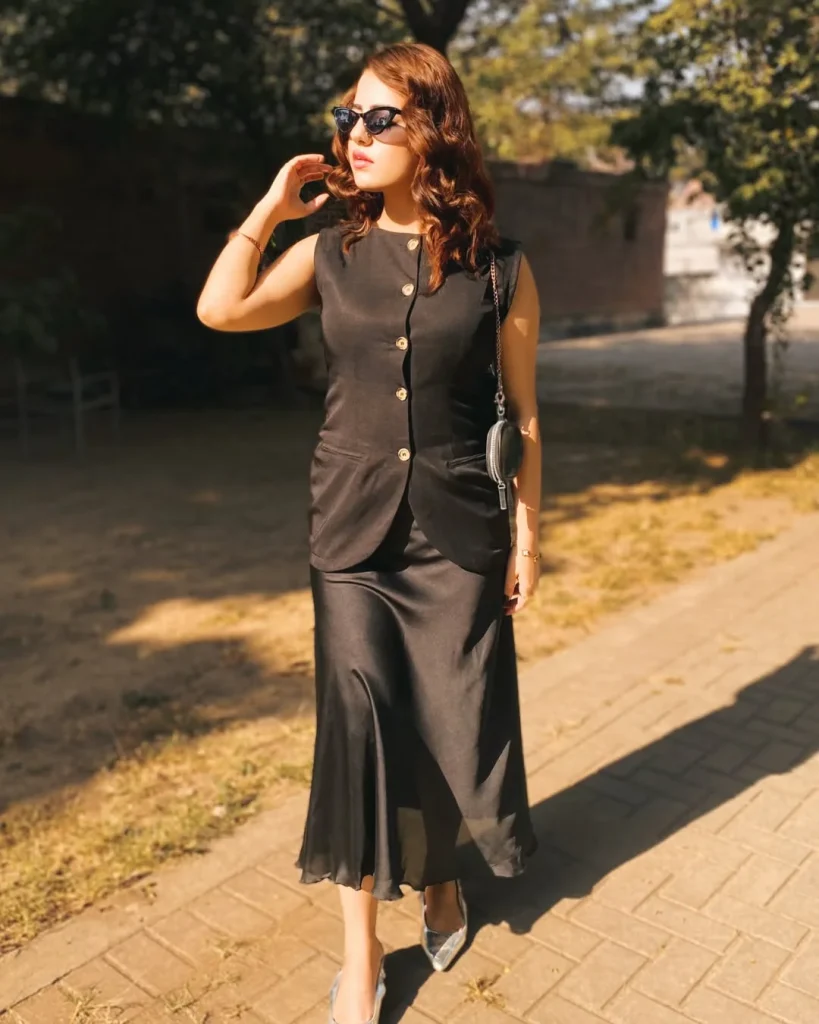 Fall Outfits With Vests 2026: 25 Chic Layering Ideas for Effortless Autumn Style