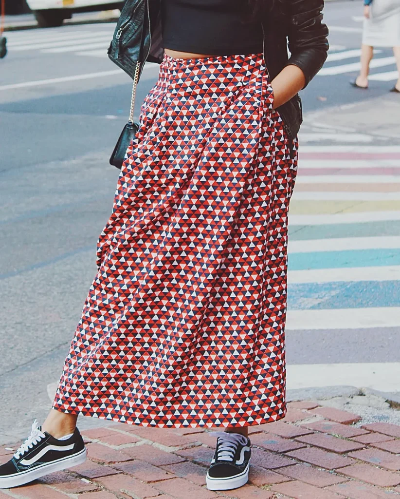 25 Fall Skirt And Sneakers Outfits 2026 That Make Casual Style Look Effortlessly Chic