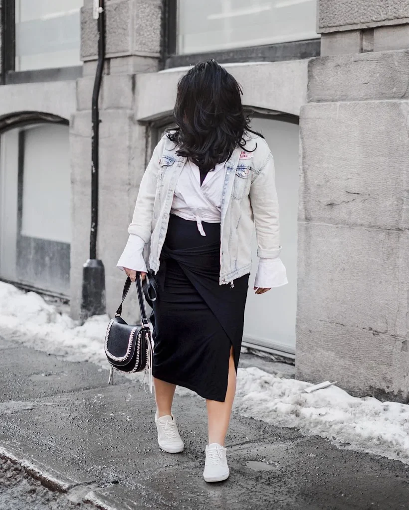 25 Fall Skirt And Sneakers Outfits 2026 That Make Casual Style Look Effortlessly Chic