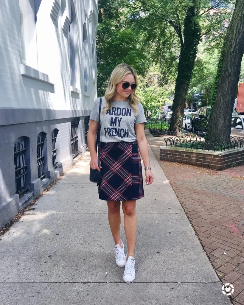 25 Fall Skirt And Sneakers Outfits 2026 That Make Casual Style Look Effortlessly Chic