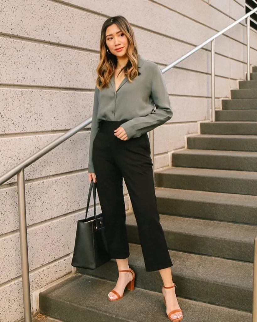 Fall Work Outfits 2026:  Chic Office & Business Casual Looks to Try This Season