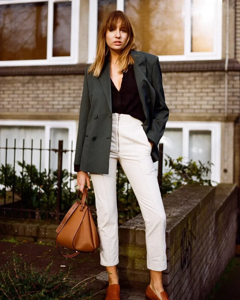 Fall Work Outfits 2026:  Chic Office & Business Casual Looks to Try This Season