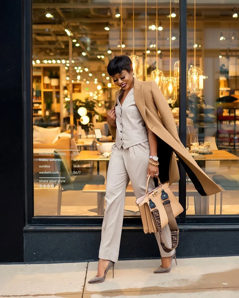 Fall Work Outfits 2026:  Chic Office & Business Casual Looks to Try This Season