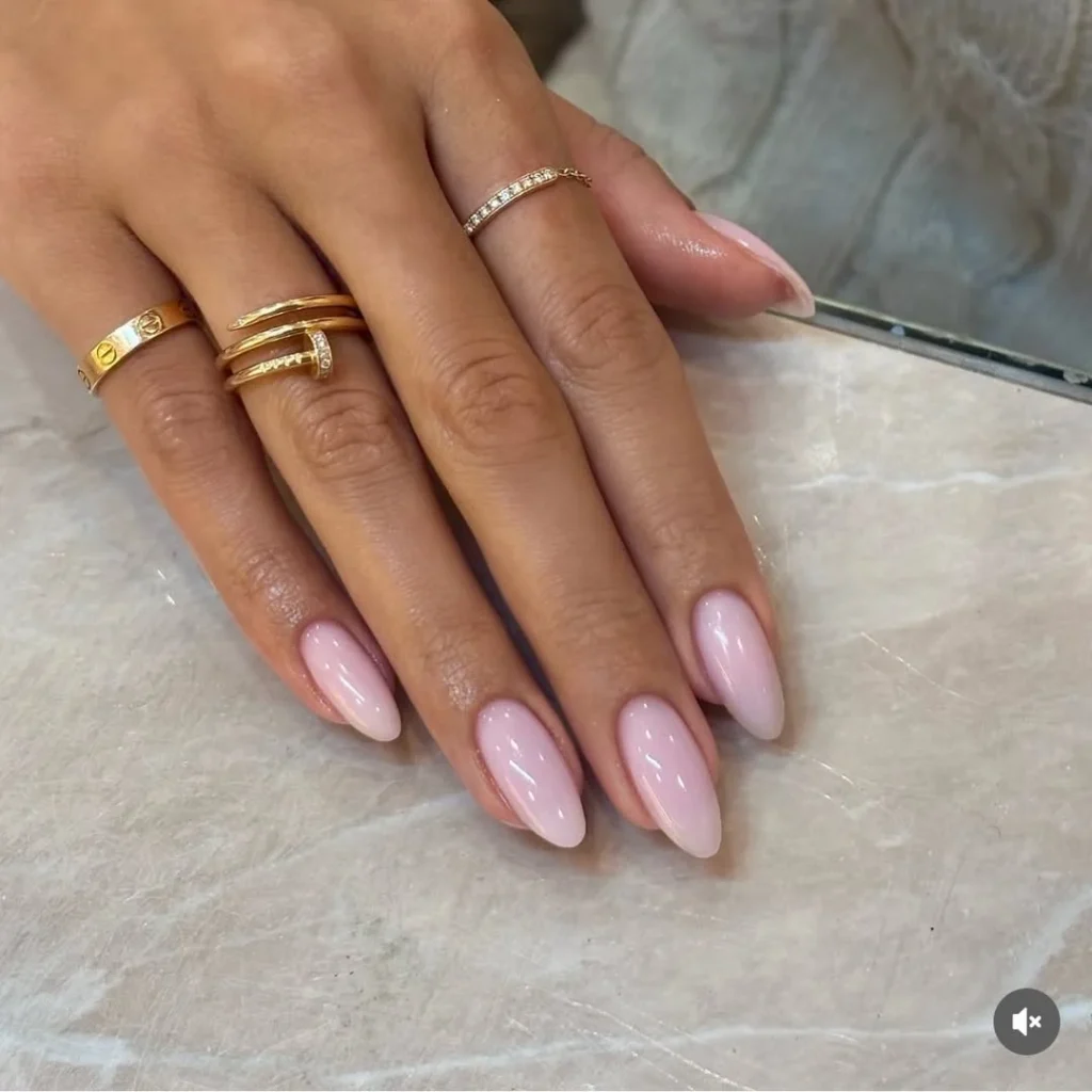 Summer Oval Nails 2026: Chic Designs to Inspire Your Next Manicure