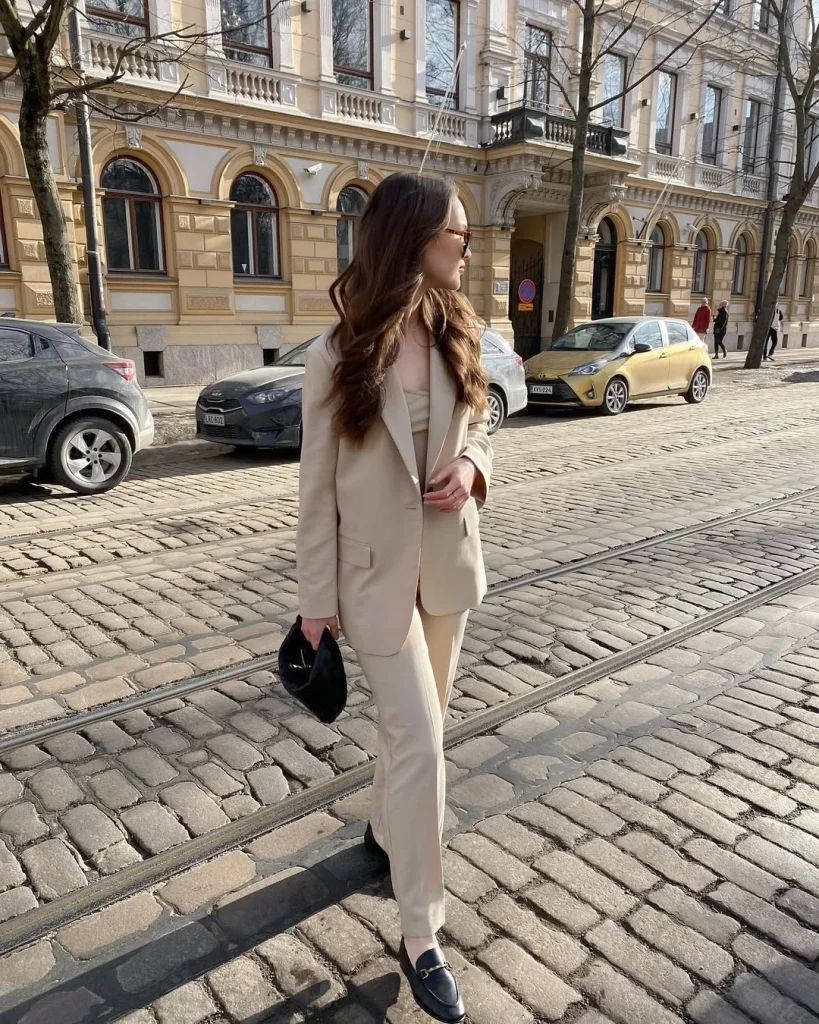 Trendy Blazer Outfits for Fall 2026: Chic, Casual & Workwear Inspiration
