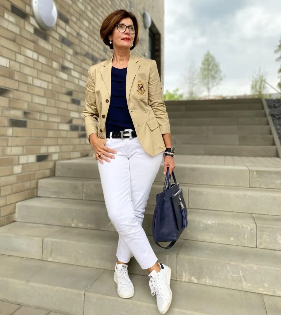 What To Wear In Fall 2026 Over 50: Chic, Comfortable & Age-Confident Outfit Ideas