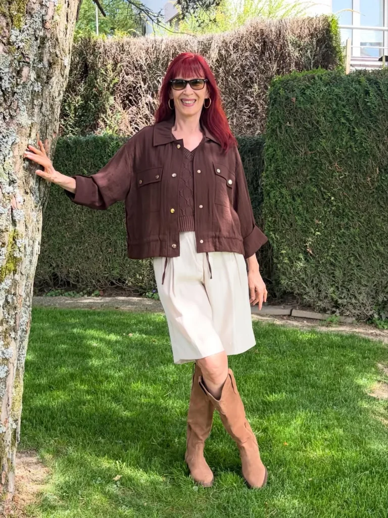 What To Wear In Fall 2026 Over 50: Chic, Comfortable & Age-Confident Outfit Ideas