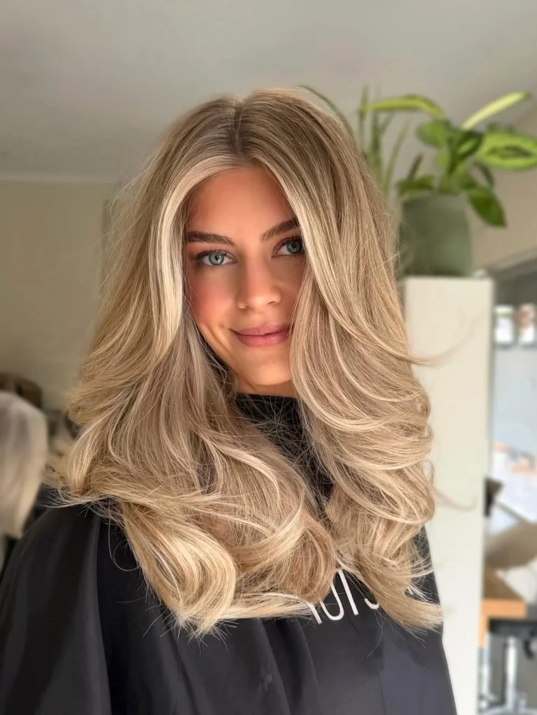 Beige Blond Hair Color: 26 Gorgeous Shades That Look Expensive
