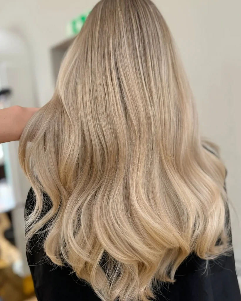 Beige Blond Hair Color: 26 Gorgeous Shades That Look Expensive