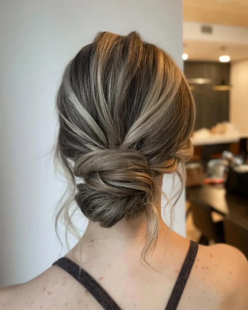 Bridesmaid Hairstyling: 24 Elegant Ideas for Every Wedding Style