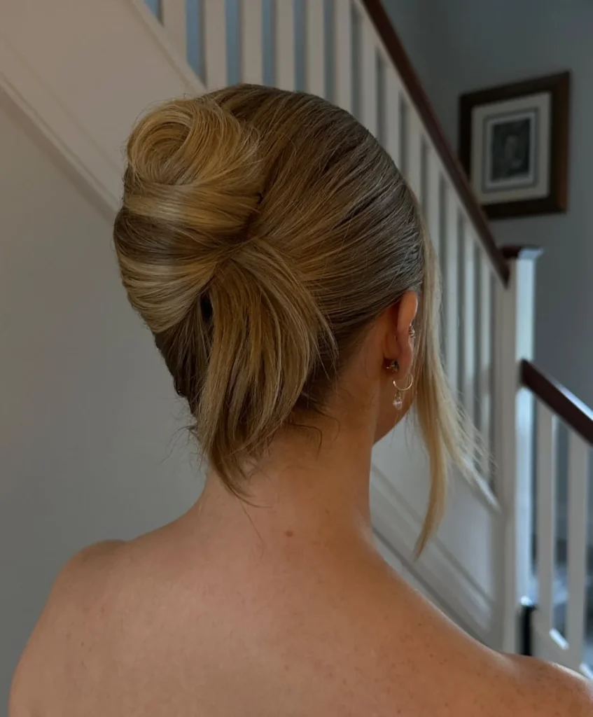 Bridesmaid Hairstyling: 24 Elegant Ideas for Every Wedding Style