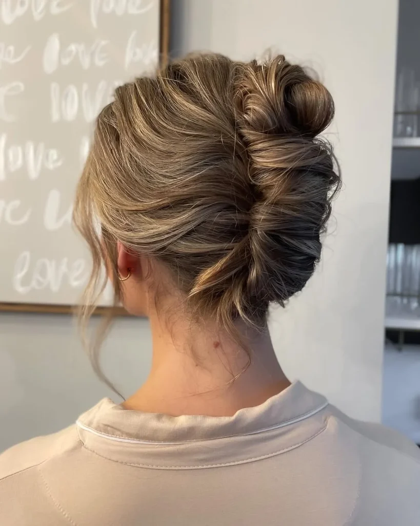 Bridesmaid Hairstyling: 24 Elegant Ideas for Every Wedding Style