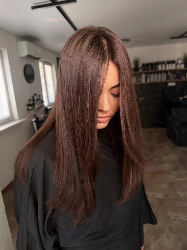 Chestnut Brown Hair Color: 26 Gorgeous Ideas for Rich, Glossy Brunette Hair
