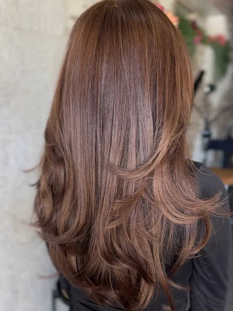 Chestnut Brown Hair Color: 26 Gorgeous Ideas for Rich, Glossy Brunette Hair