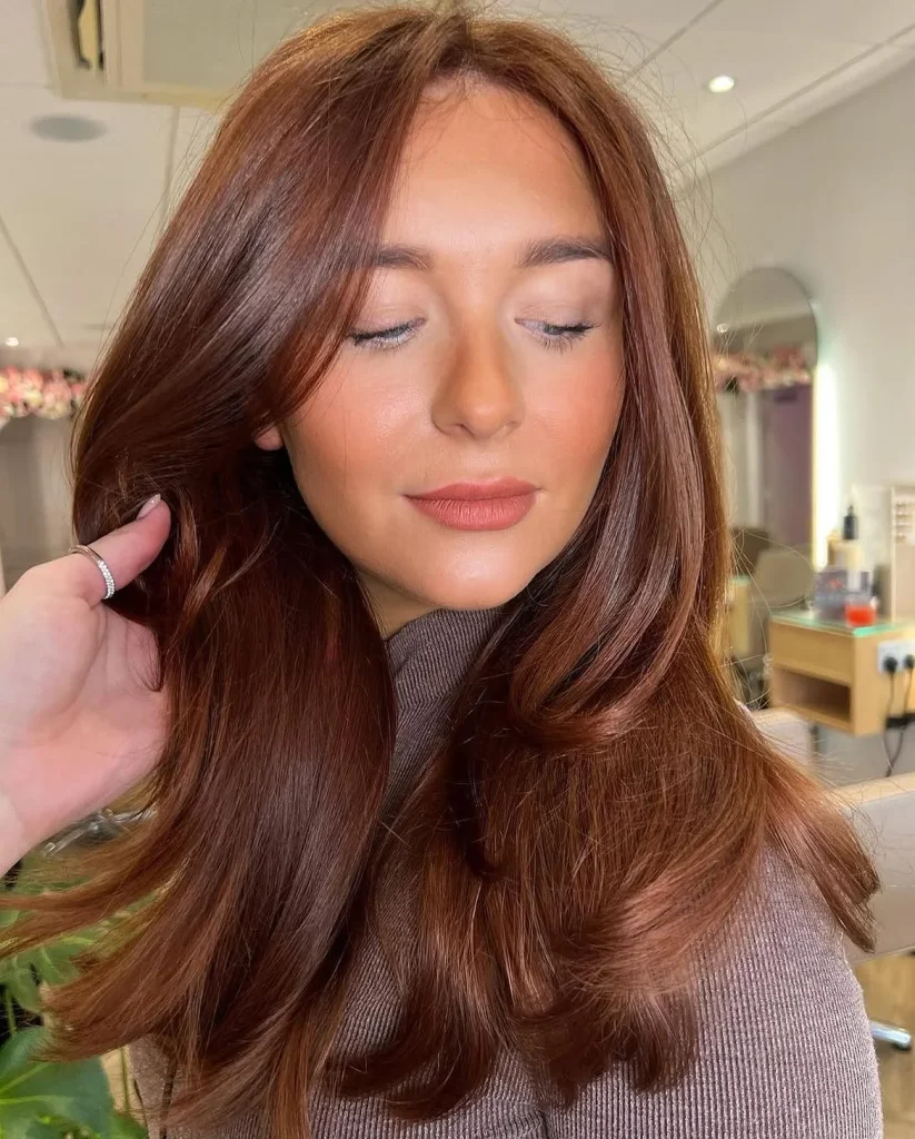 Chestnut Brown Hair Color: 26 Gorgeous Ideas for Rich, Glossy Brunette Hair