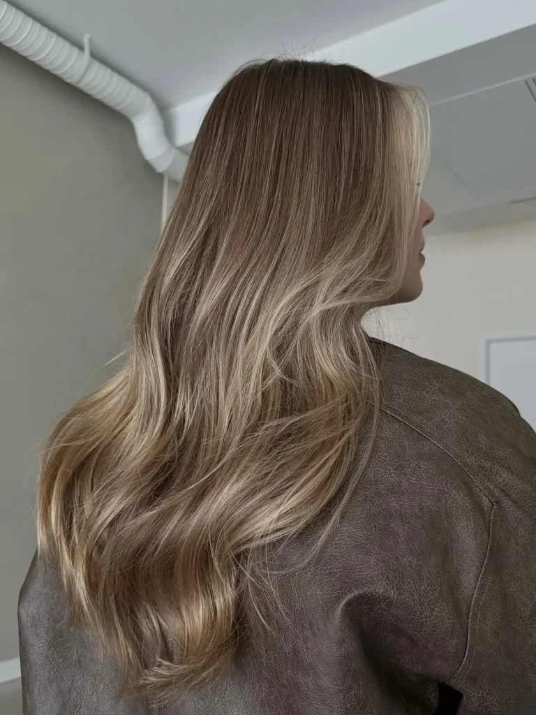 Dirty Blonde Hair Color: 25 Stunning Looks That Make Blonde Feel Effortless