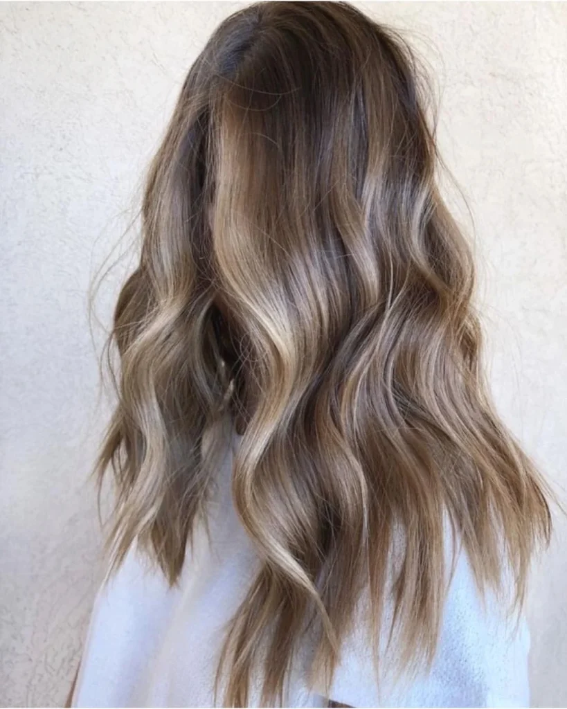 Dirty Blonde Hair Color: 25 Stunning Looks That Make Blonde Feel Effortless