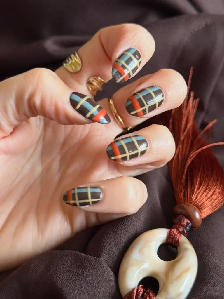 Fall Almond Nails: 26 Cozy and Elegant Designs to Wear All Season