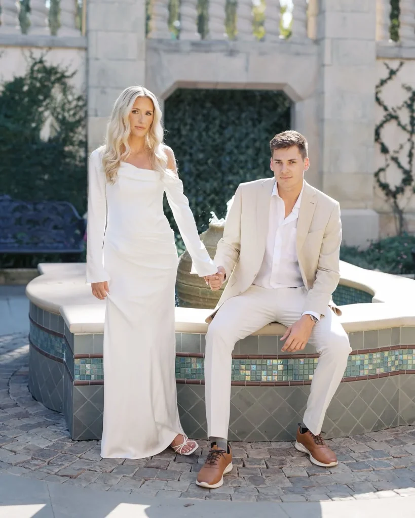 Fall Engagement Photo Outfits: 24 Elegant & Timeless Ideas for 2026