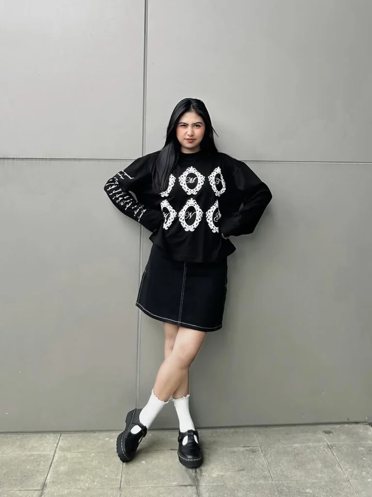 Fall Long Sleeve Tops 2026: 24 Stylish Outfit Ideas You'll Wear All Season