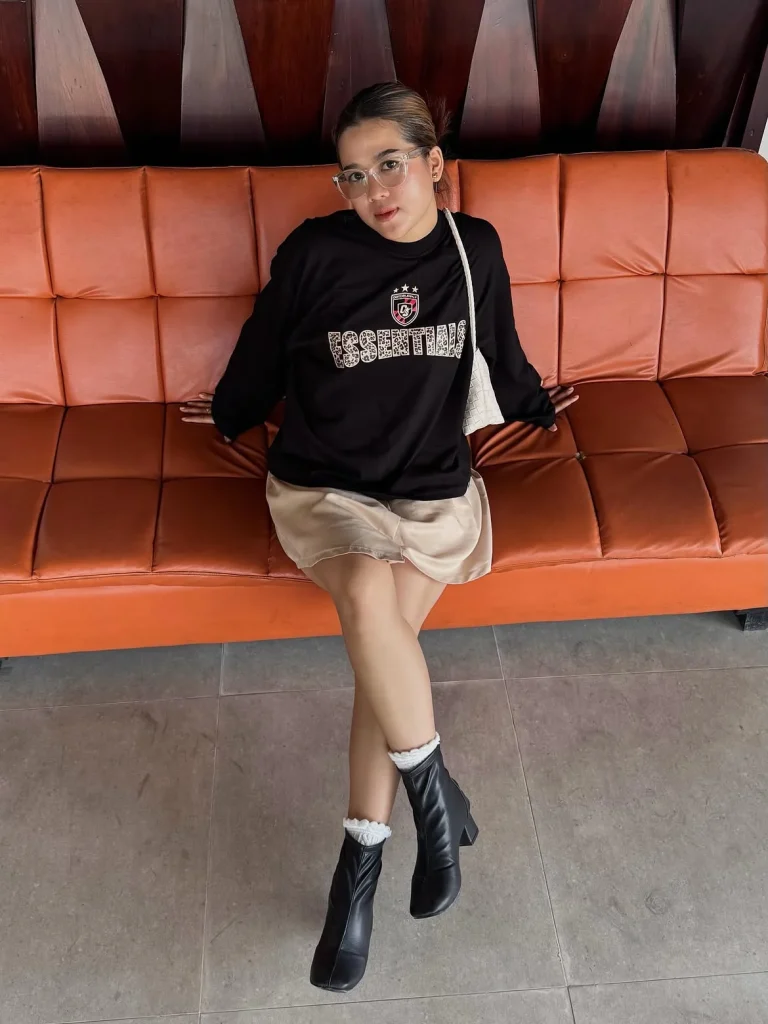 Fall Long Sleeve Tops 2026: 24 Stylish Outfit Ideas You'll Wear All Season