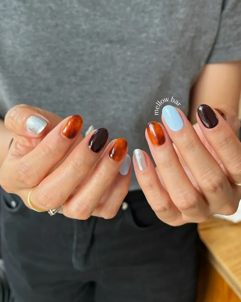 Fall Medium Nail Ideas: 25 Chic Designs to Wear All Autumn