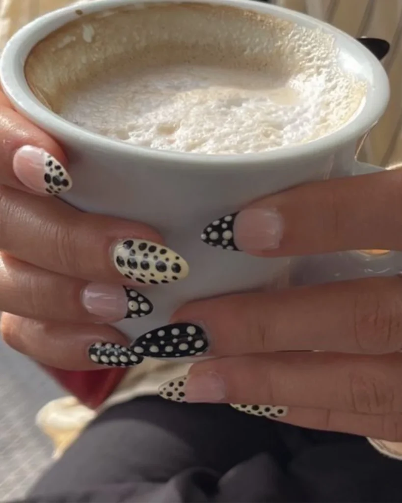 Fall Nail Art: 26 Cozy and Trendy Designs to Try This Autumn