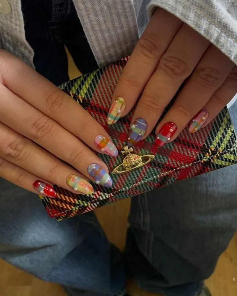 Fall Nail Art: 26 Cozy and Trendy Designs to Try This Autumn