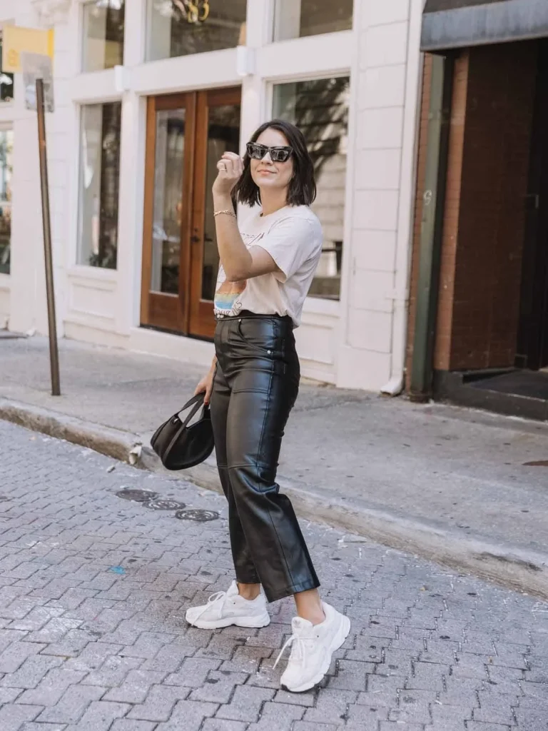 25 Fall Outfits With Leather Pants 2026 That Make Every Autumn Look Effortlessly Chic