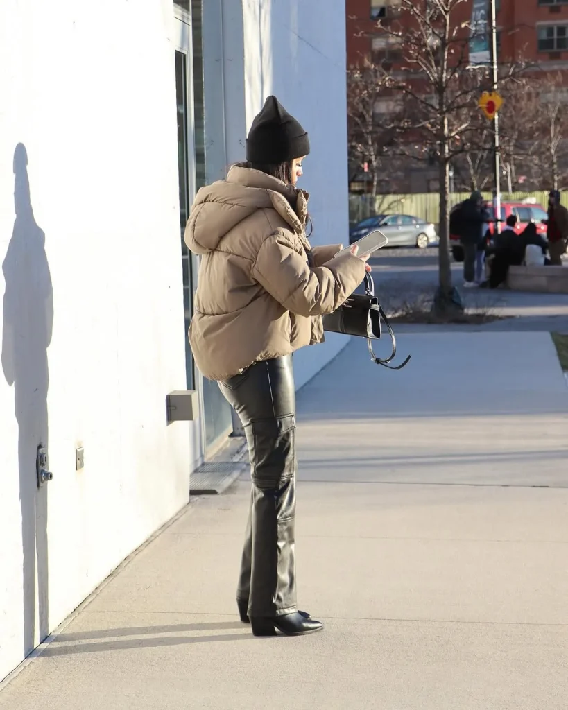 25 Fall Outfits With Leather Pants 2026 That Make Every Autumn Look Effortlessly Chic