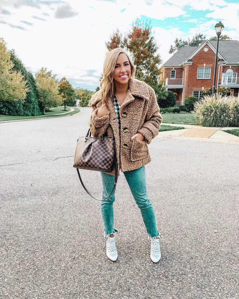 Fall Outfits With Peacoat 2026: 23 Chic Looks to Wear All Season