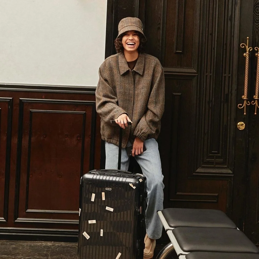 Fall Travel Outfits For Women 2026: 26 Chic & Comfortable Looks You'll Want to Pack
