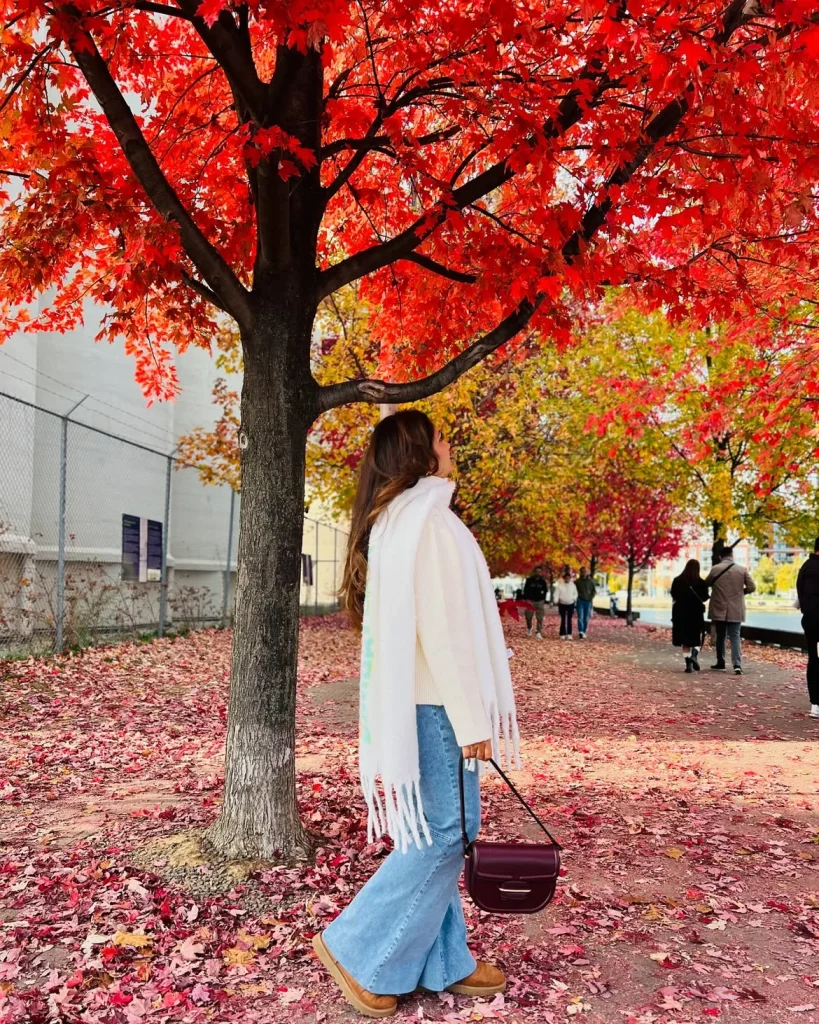 Fall Travel Outfits For Women 2026: 26 Chic & Comfortable Looks You'll Want to Pack