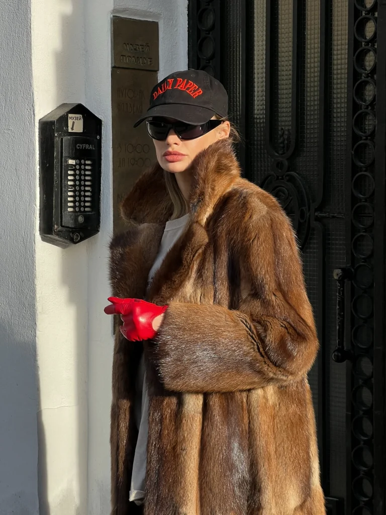 Faux Fur Jacket: Chic Outfit Ideas to Elevate Your Winter Style