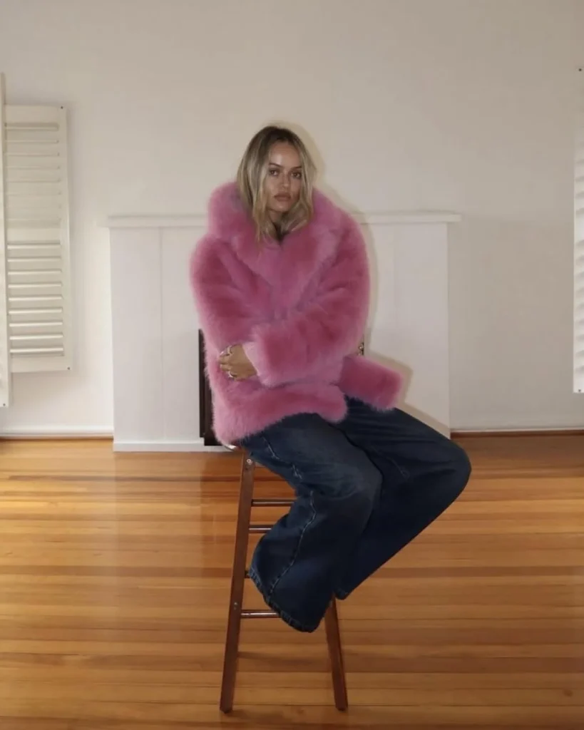 Faux Fur Jacket: Chic Outfit Ideas to Elevate Your Winter Style