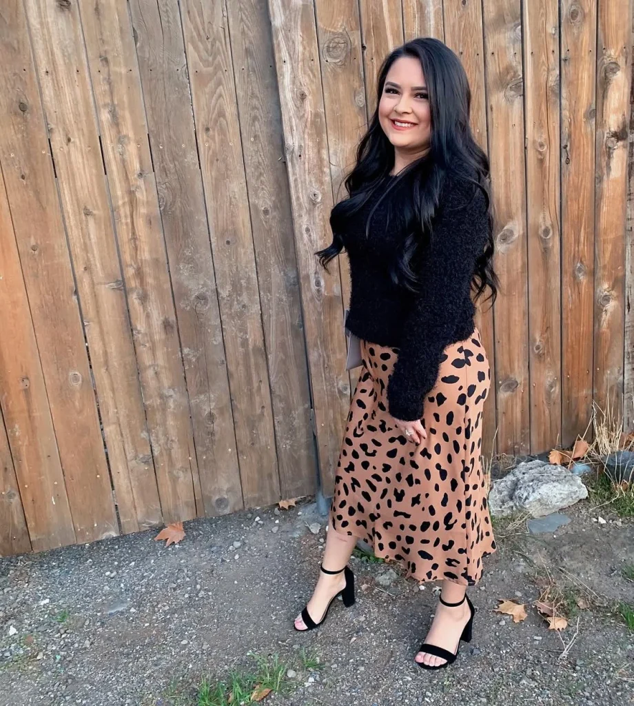 Midi Skirt Fall Outfit 2026: 25 Chic & Effortless Looks You'll Want to Wear All Season
