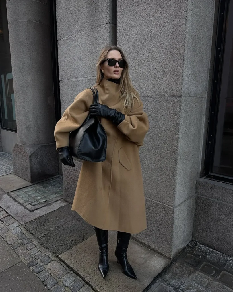 Overcoat Fall Outfits:  Chic & Effortless Looks to Wear This Season