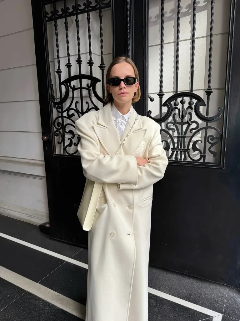 Overcoat Fall Outfits:  Chic & Effortless Looks to Wear This Season