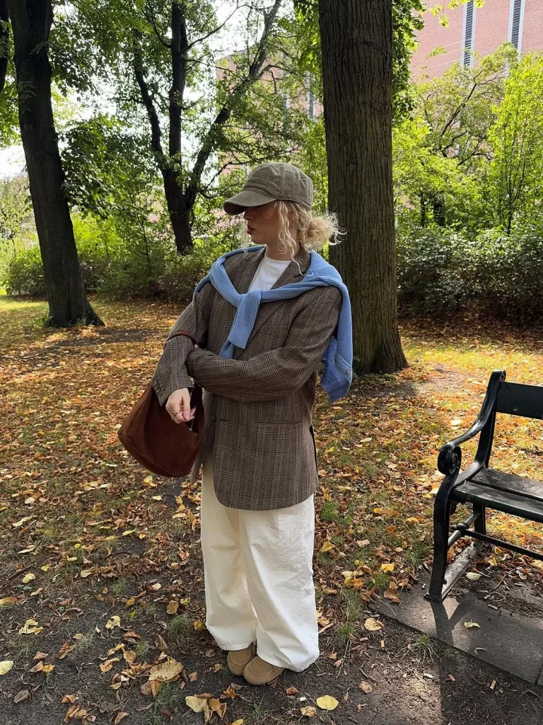 September Fashion Trends for Women: Cozy, Chic & Timeless Looks