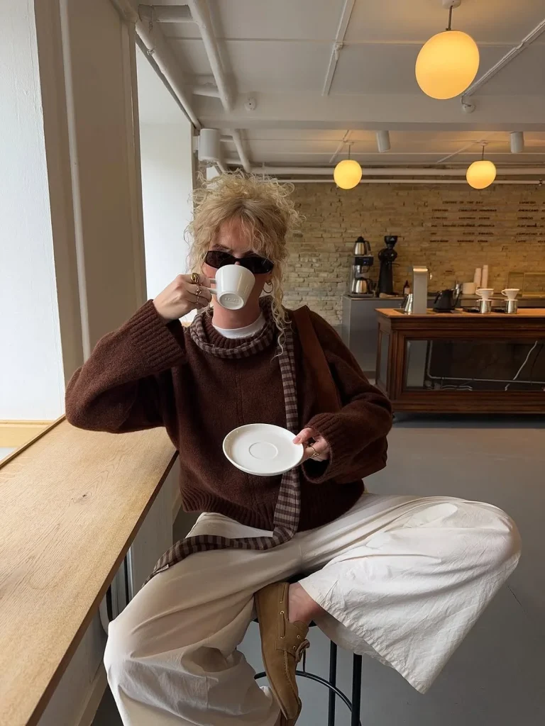 September Fashion Trends for Women: Cozy, Chic & Timeless Looks