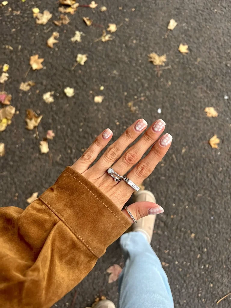 September Nail Art Ideas: 25 Chic Designs to Welcome Fall 2026