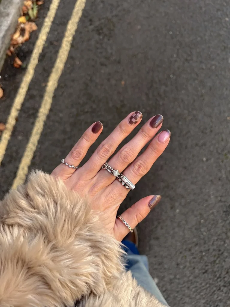 September Nail Art Ideas: 25 Chic Designs to Welcome Fall 2026