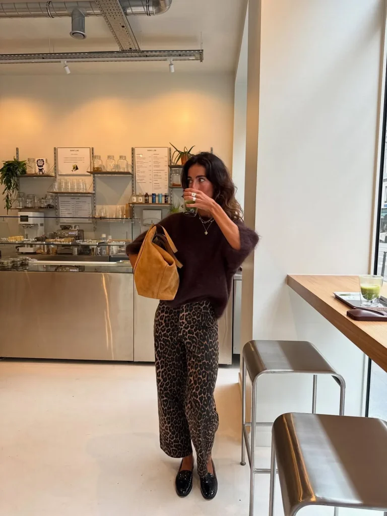 September Outfits Ideas: 26 Chic & Casual Looks to Wear All Month Long