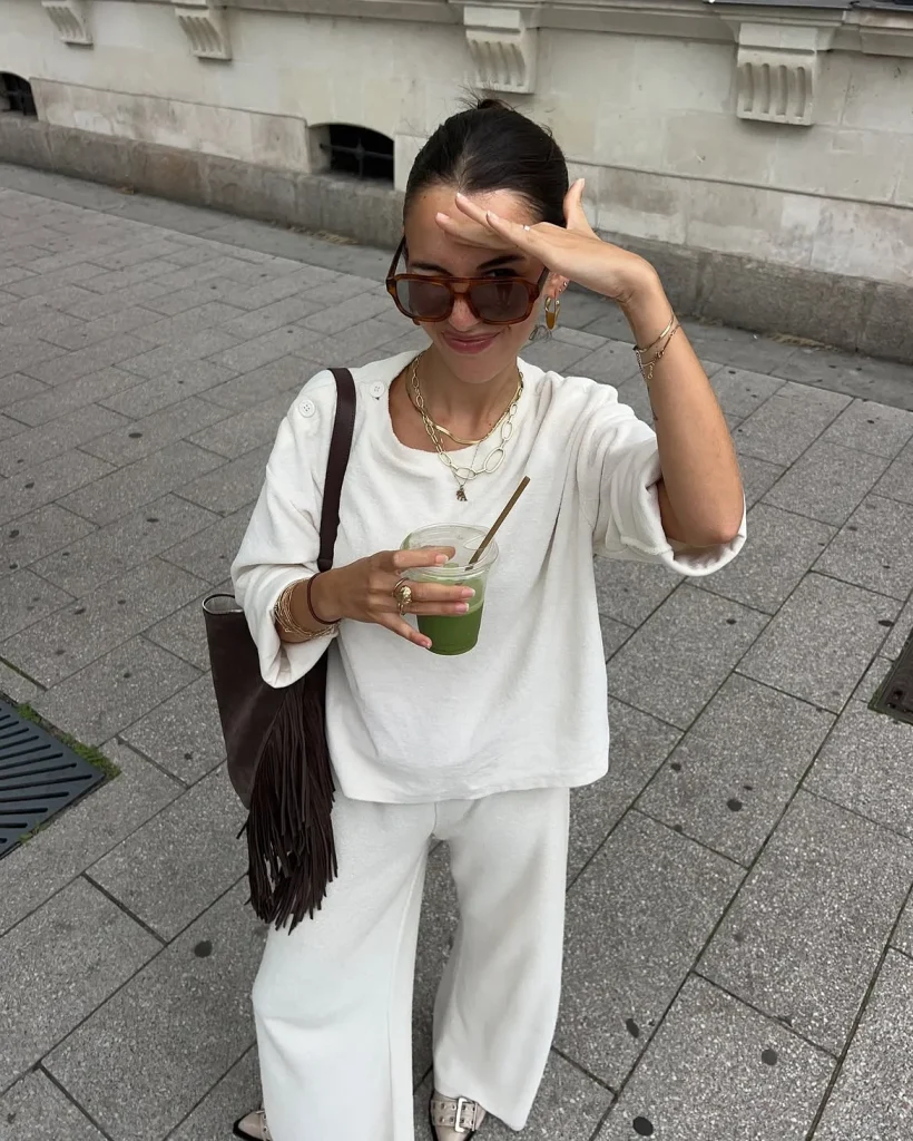 September Outfits Ideas: 26 Chic & Casual Looks to Wear All Month Long