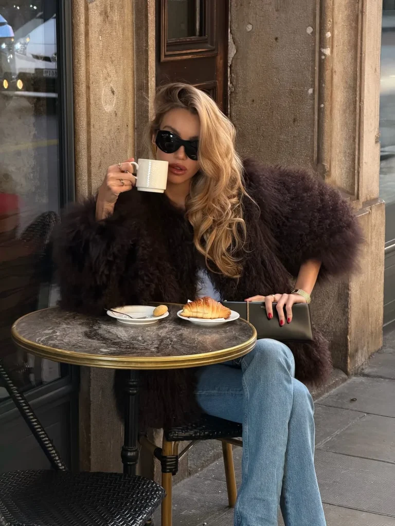 Shaggy Jacket: 25 Chic Outfit Ideas to Elevate Your Winter Style